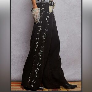 POL Black Floral Embroidered Pants